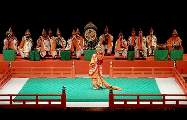 Фото - Концерт Гагаку - императорская придворная музыка и танцы
